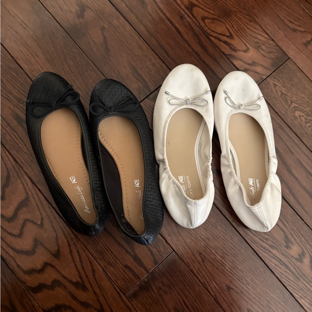 American Eagle Outfitters Black and White Flats for Everyday Comfort